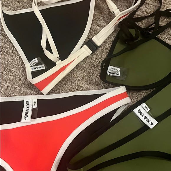 Hoaka Red and Green Bikini Set - Picture 2 of 2